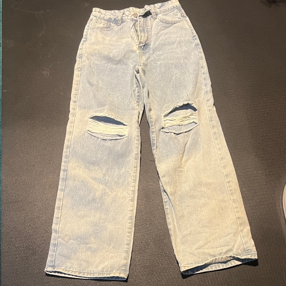 SHEIN Light Blue Relaxed Ripped Jeans for women